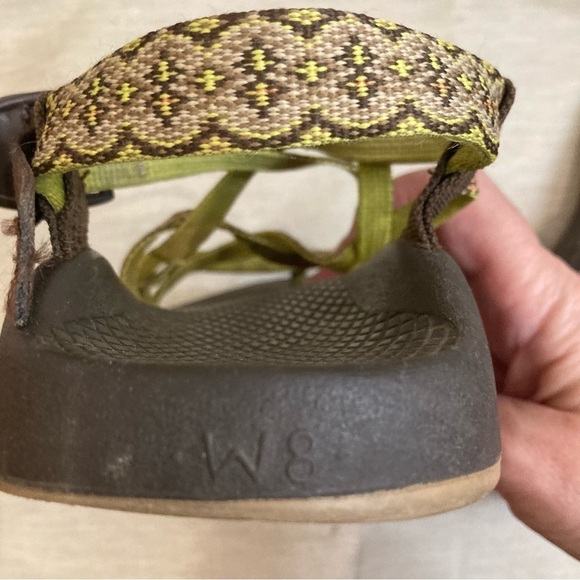 CHACO Sz 8 Kaleidoscope Double Strap Vibram Sole Wrap Toe Pull  Closure Sandals - Picture 9 of 10
